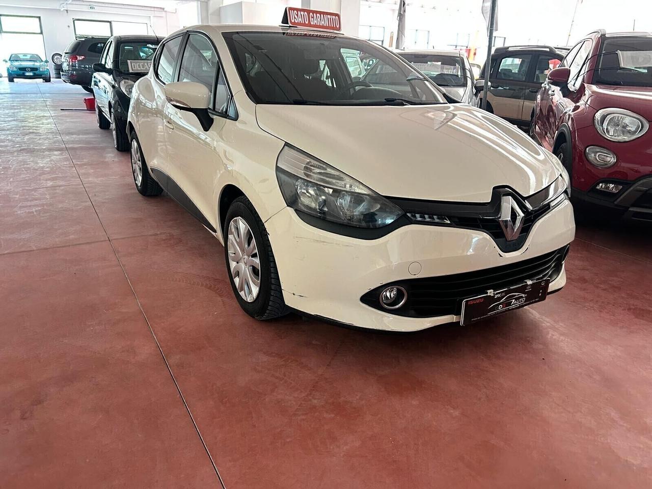 RENAULT CLIO serie5 Benzina 1.2 CV 73 Km 175.485 Garanzia 12 mesi X NEOPATENTATI