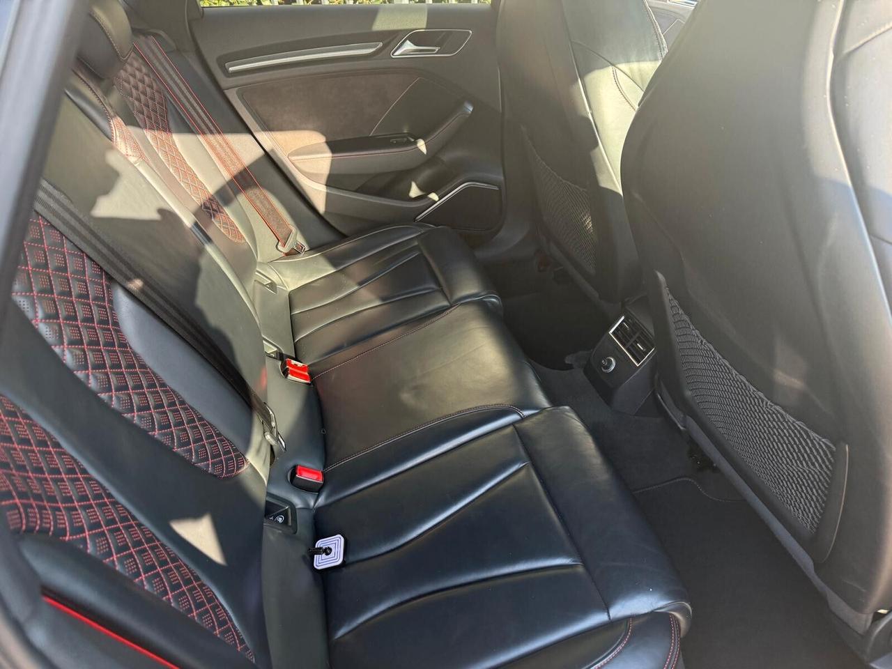 Audi RS3 Sportback 2.5 TFSI Quattro S-troni