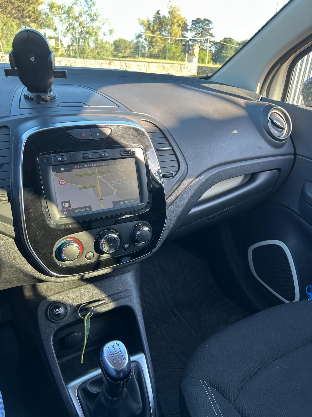 Renault Captur 1.5 90 CV MOD.2019/NAVI