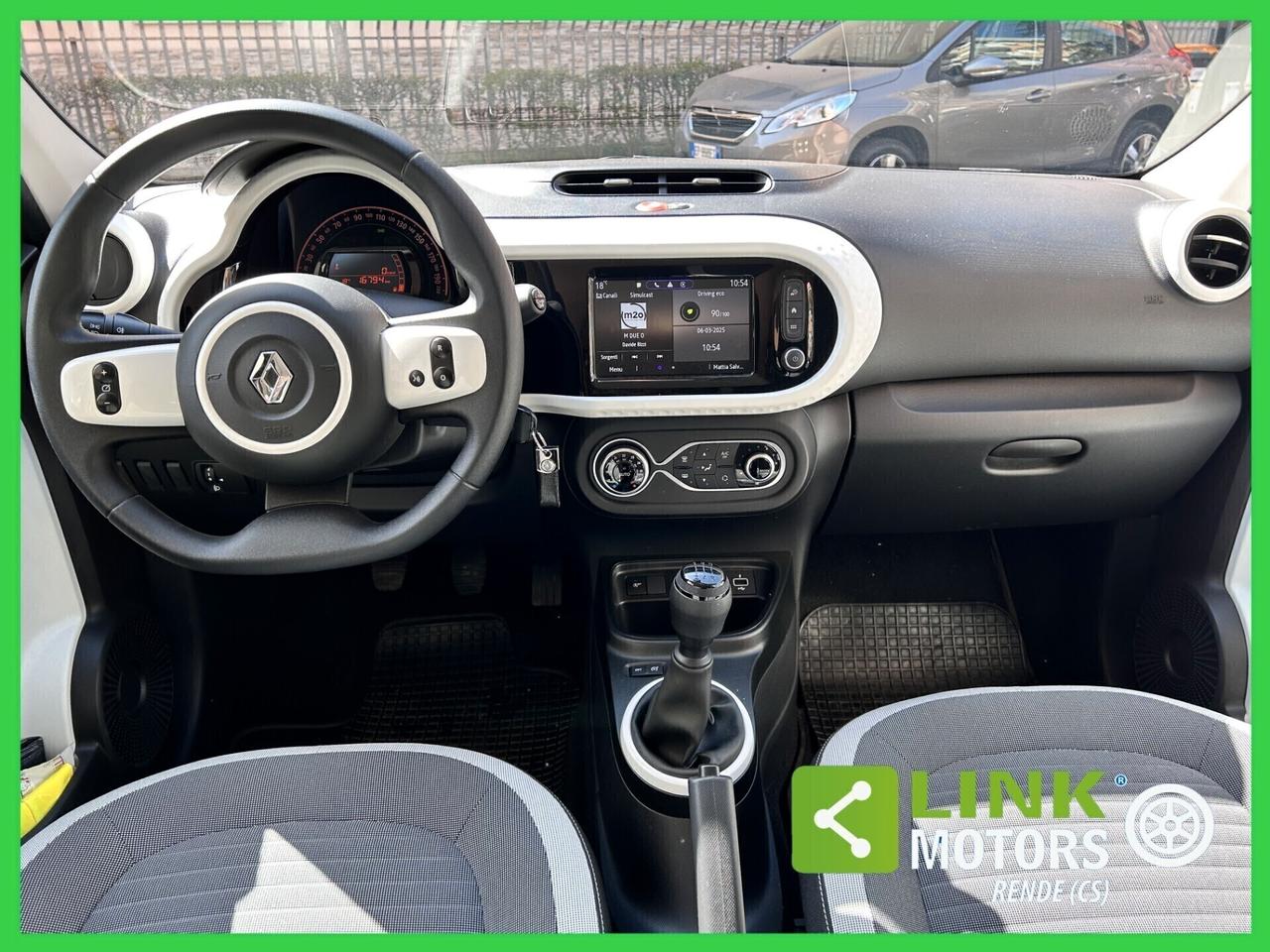 Renault Twingo SCe 65 CV Urban Night 06/2023