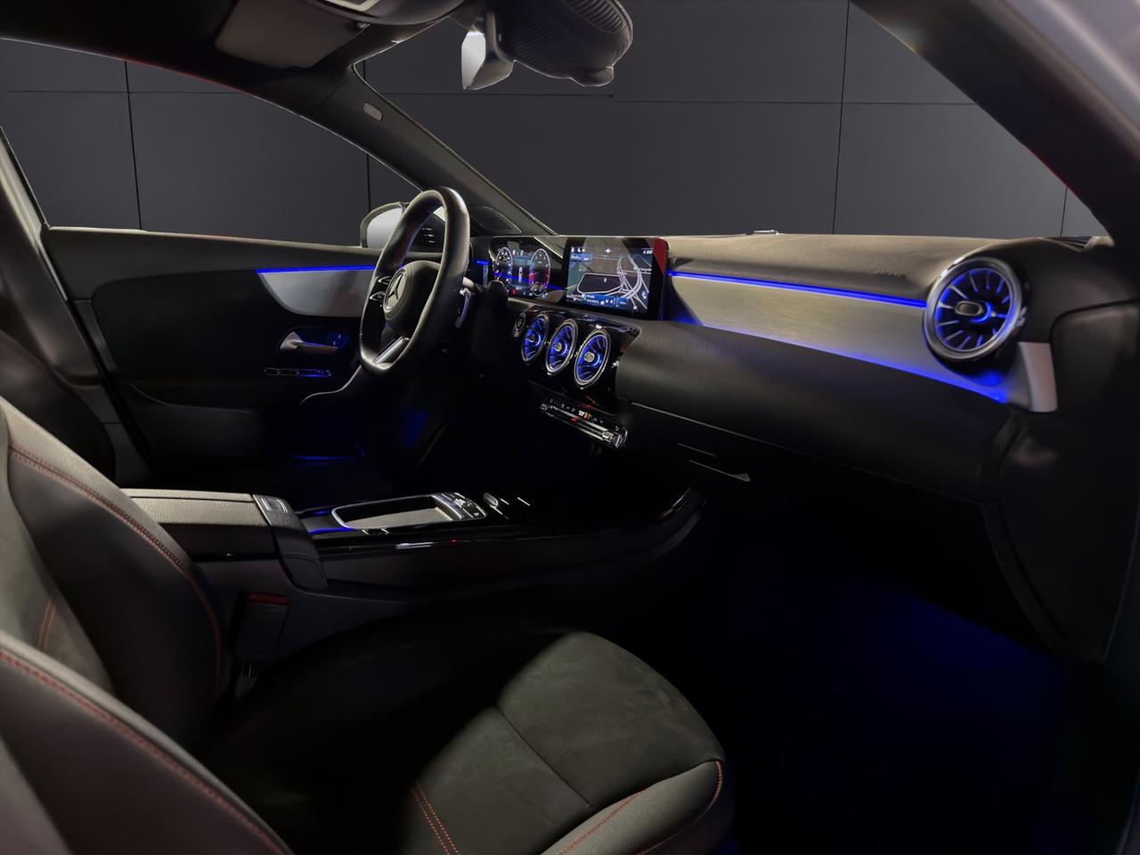 Mercedes A 180 AMG Line Premium 7G-DCT