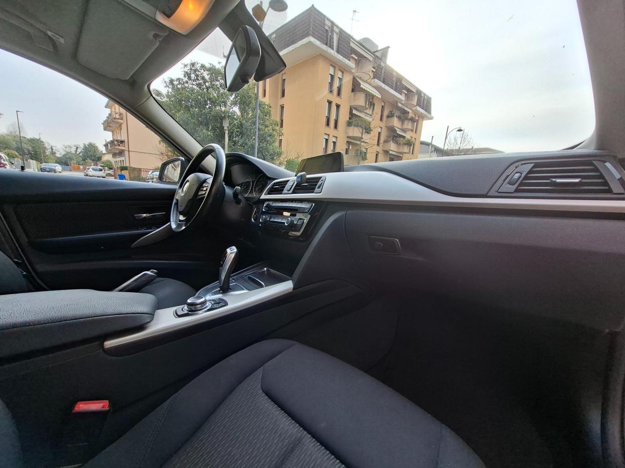 BMW Serie 3 Touring 320d Touring Business Advantage auto