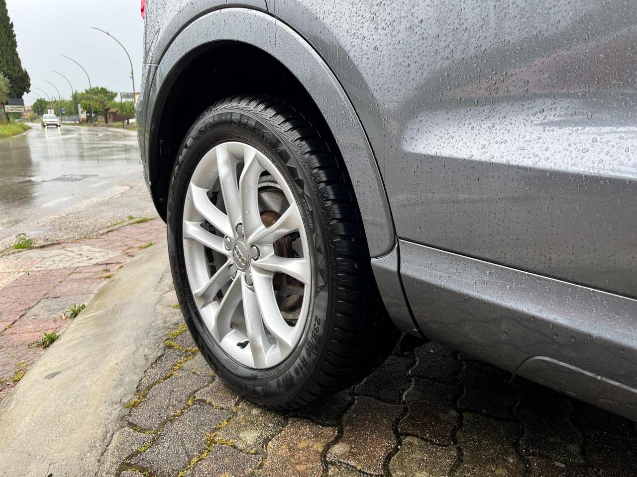 Audi Q3 2.0 TDI 140 CV quattro S tronic S Line Edition