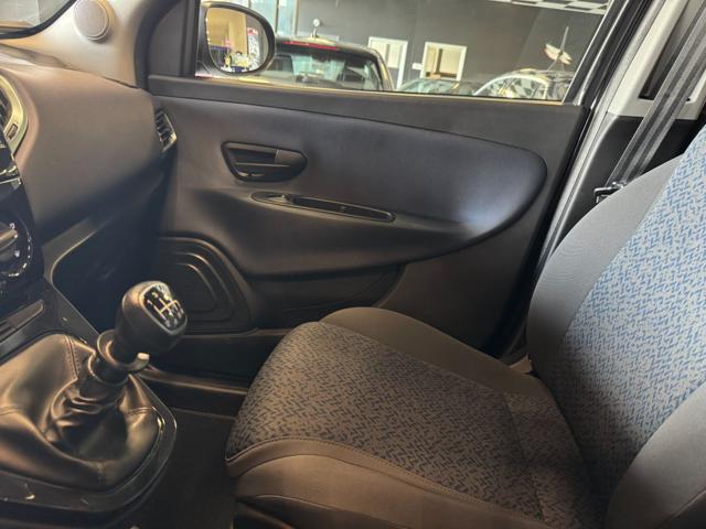 LANCIA Ypsilon 1.0 FireFly 5 porte S&S Hybrid Gold