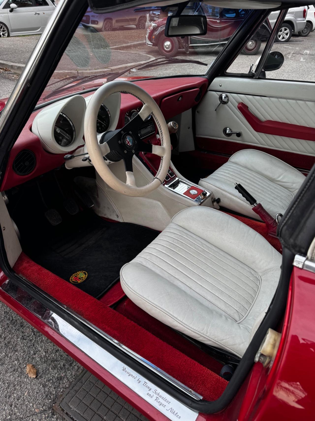 Alfa Romeo Spider 2.0 Veloce