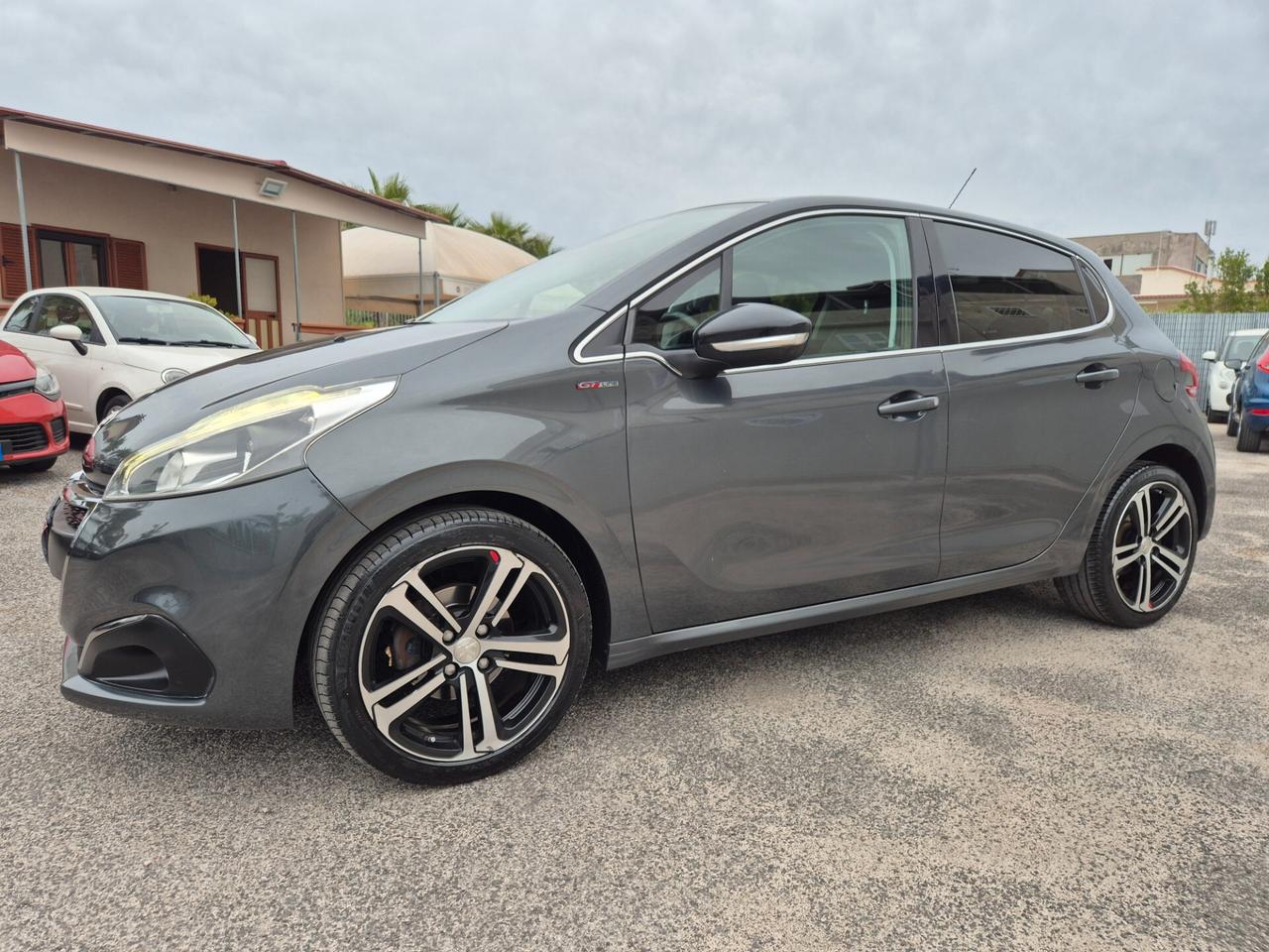 Peugeot 208 RESTAYLING 1.6 TDI 120 CV GT LINE FULL