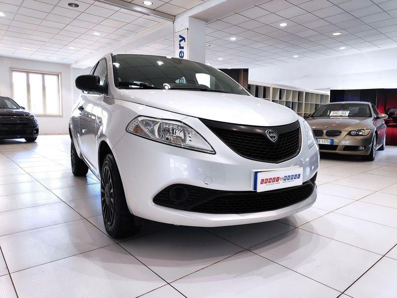 Lancia Ypsilon 0.9 TwinAir 70 CV 5 PORTE Metano Ecochic Elefantino Blu
