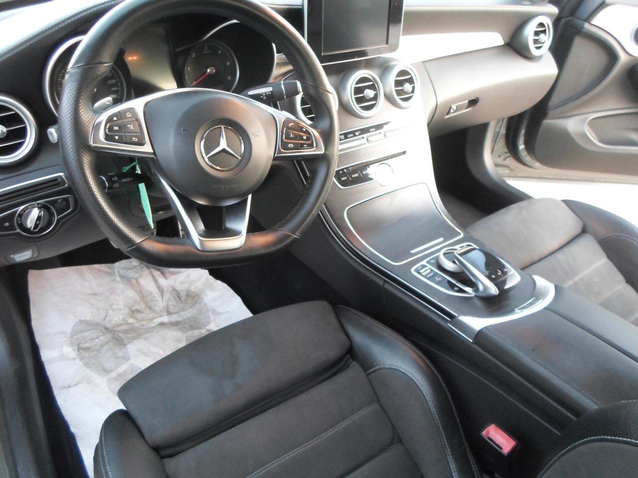 Mercedes-benz C 220 d Auto 4Matic Coupé Premium