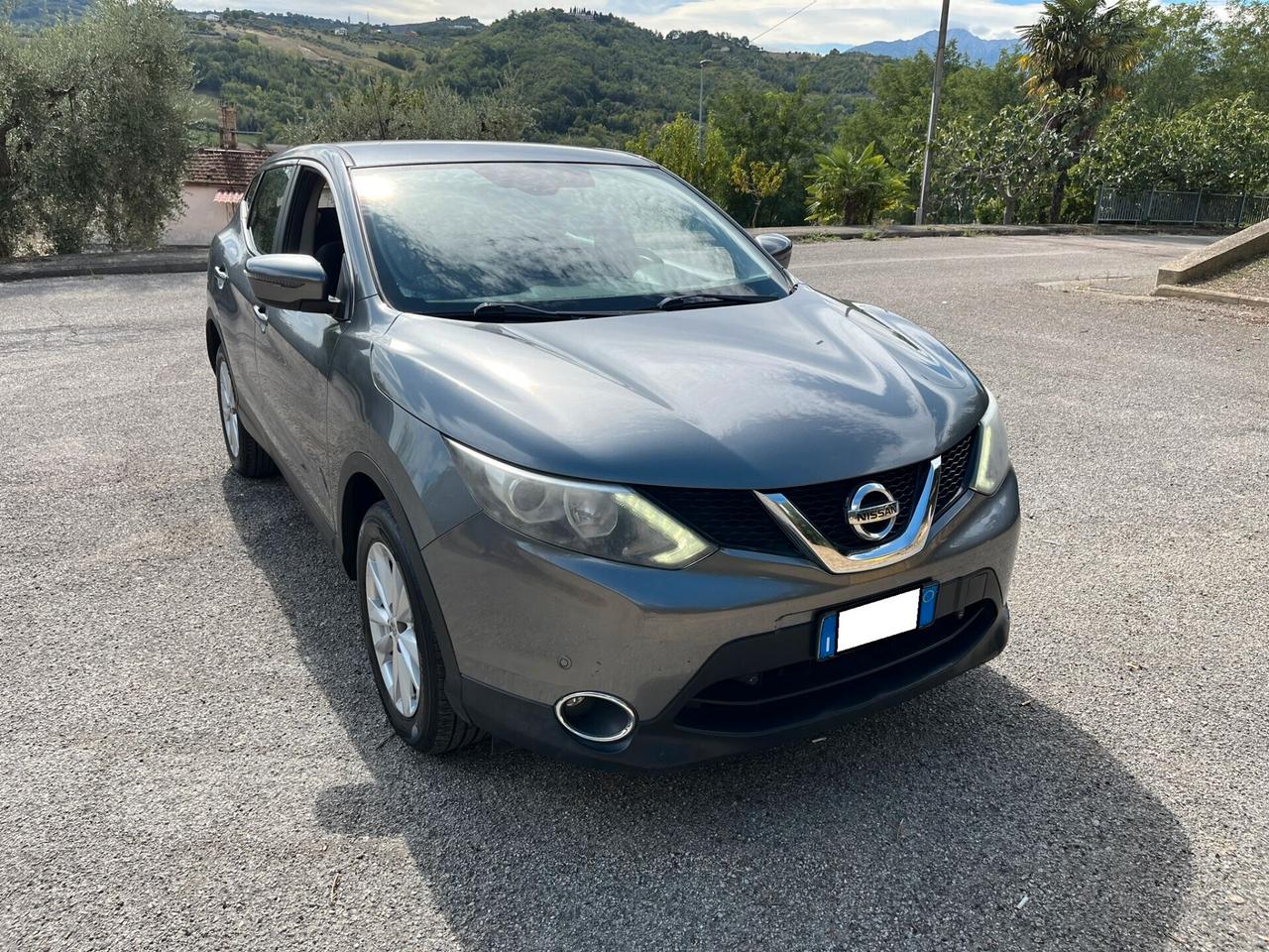 NISSAN Qashqai 1.6dCi 2WD Acenta 131 6M - 2015