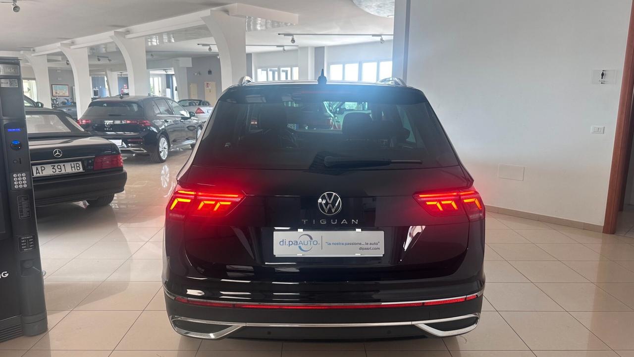 Volkswagen Tiguan 2.0 TDI 150 CV SCR DSG Elegance