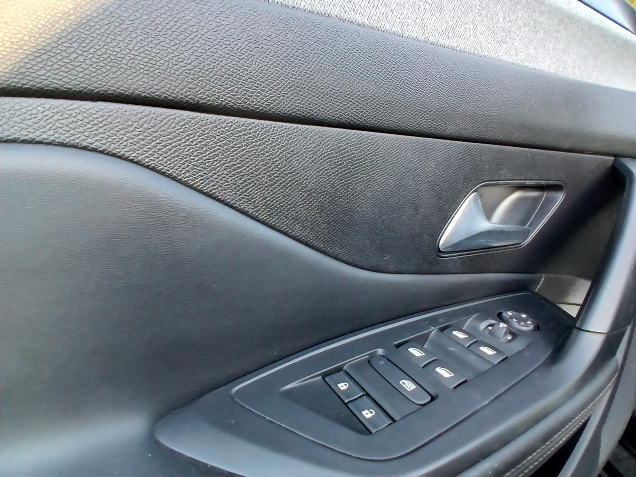 Peugeot 308 PureTech Turbo 130 S&S SW Allure