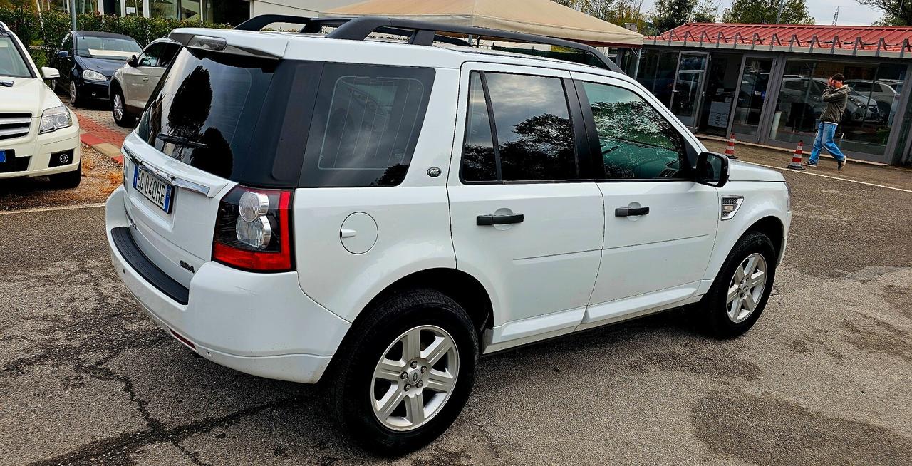 Land Rover Freelander 2.2 SD4 S.W. SE