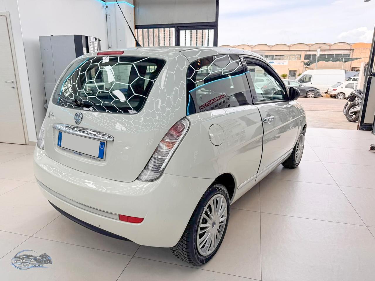 Lancia Ypsilon 1.2 69 CV Elle