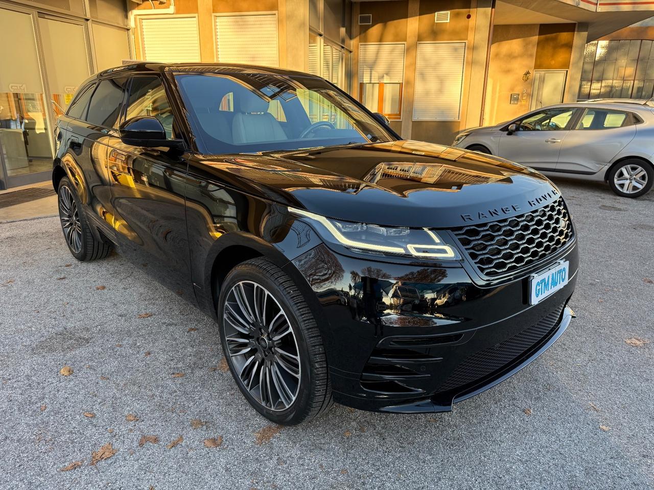 Land Rover Range Velar 2.0D I4 240 CV R-Dynamic