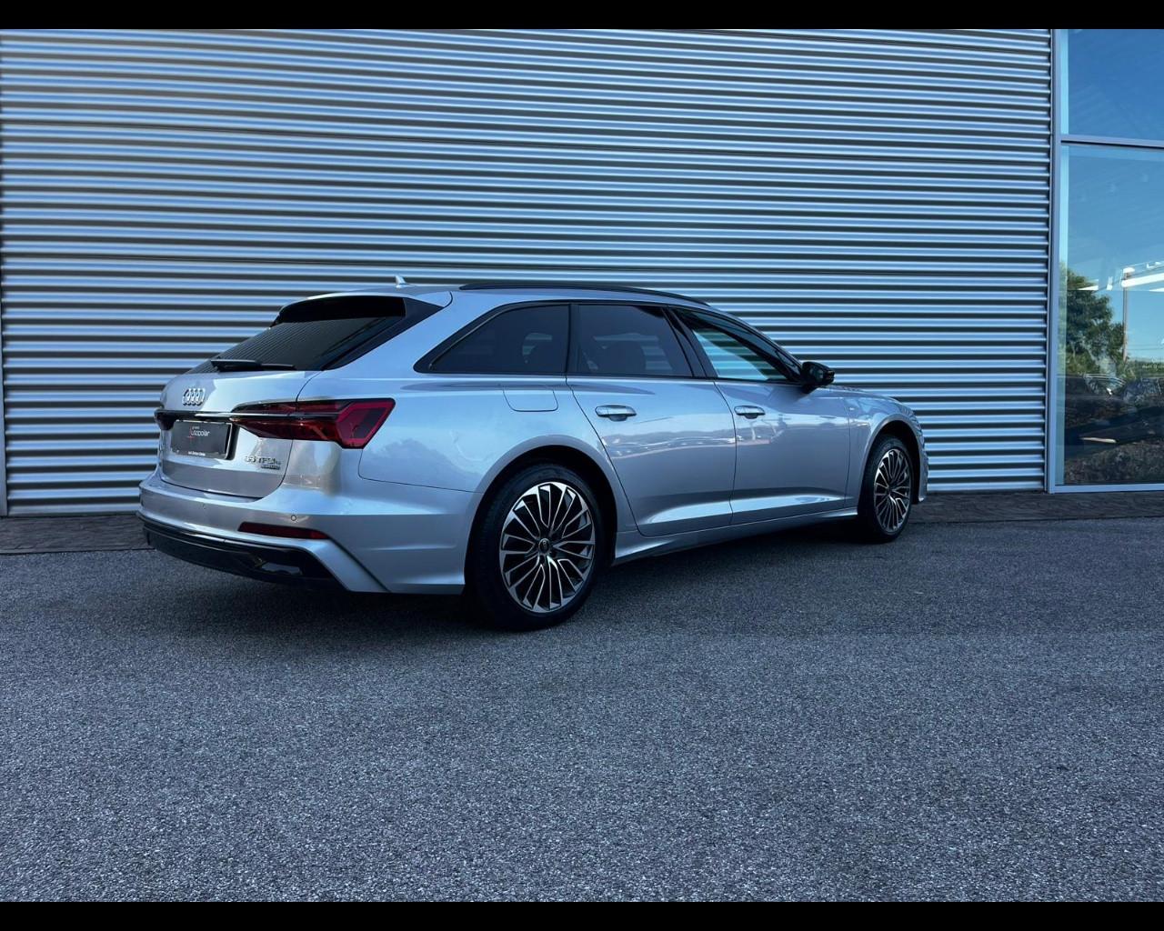 AUDI A6 AVANT 55 TFSIe PHEV QUATTRO S-TRONIC S LINE EDITION