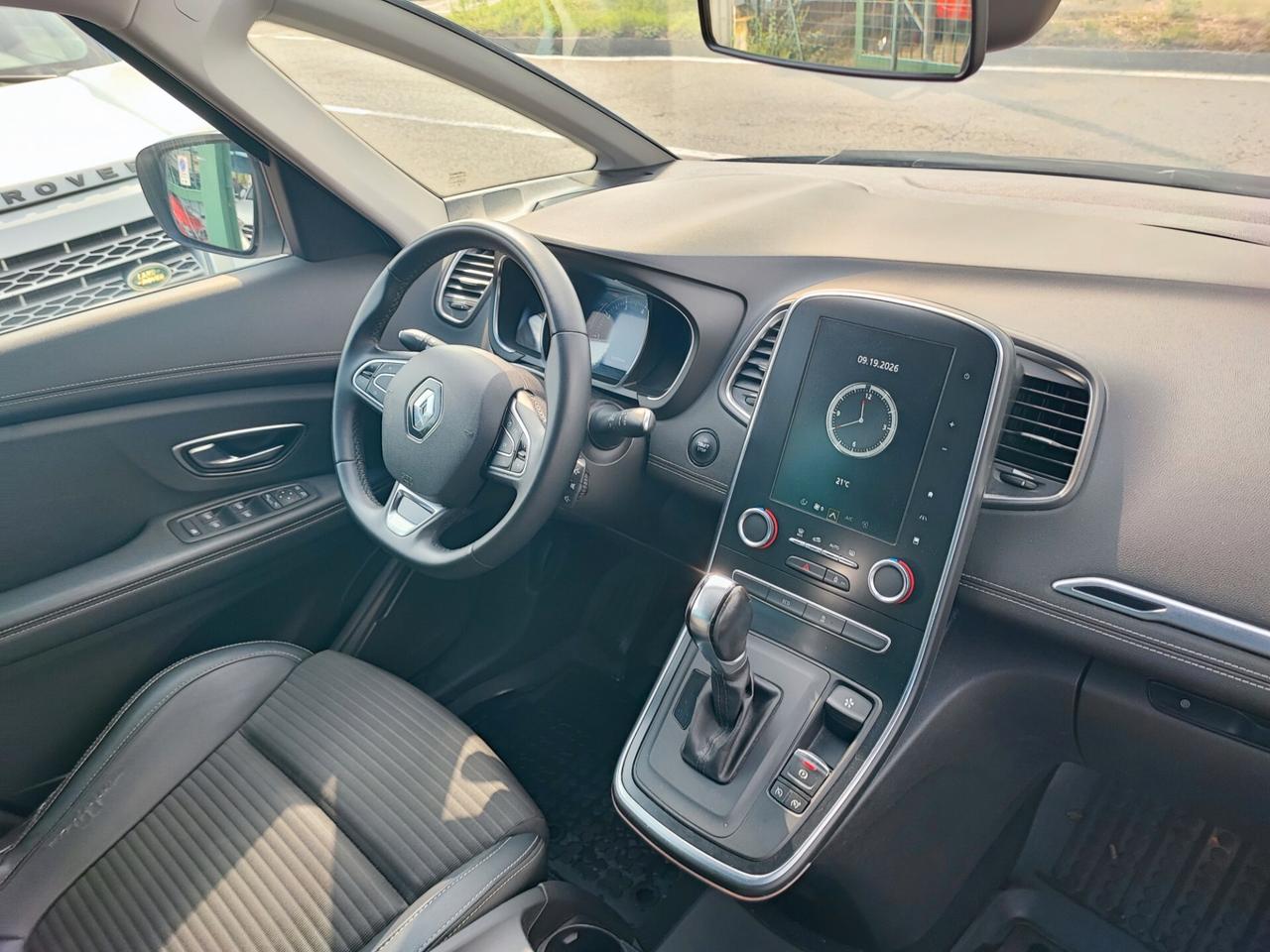 Renault Scenic Scénic TCe 160 CV EDC FAP Initiale Paris