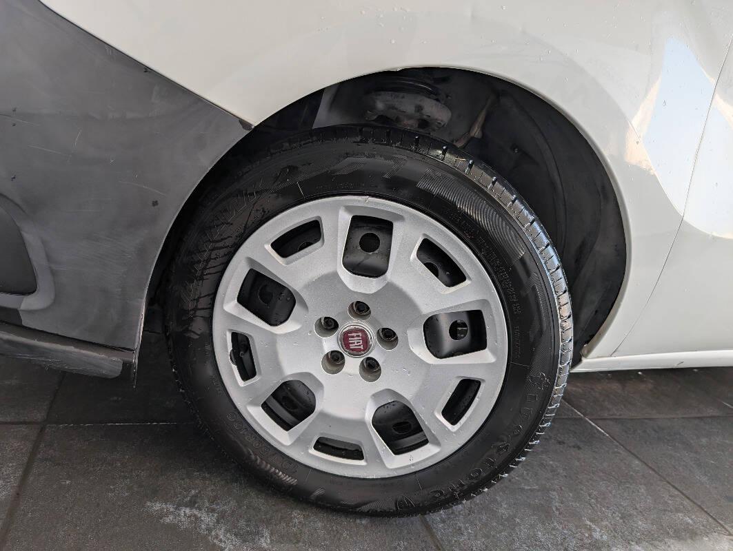 Fiat Doblò Cargo maxi 1.3 mjt 16v SX 90cv E5+ F.L.