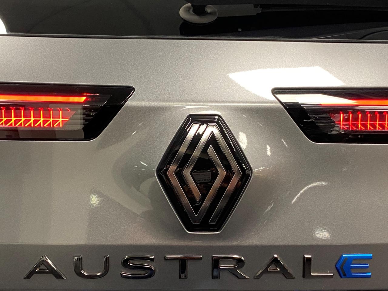 RENAULT Austral Austral 1.2 E-Tech full hybrid Techno Esprit Alpine 200cv au
