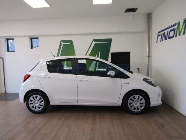 TOYOTA Yaris 1.5 Hybrid 5 porte NEOPATENTATI