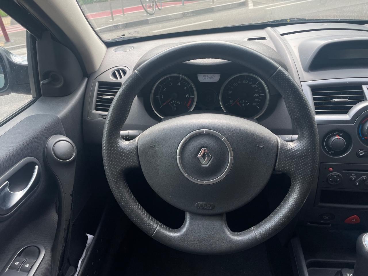 Renault Mégane 1.6 16V 5p/1PROP/GARANZIA 12 MESI
