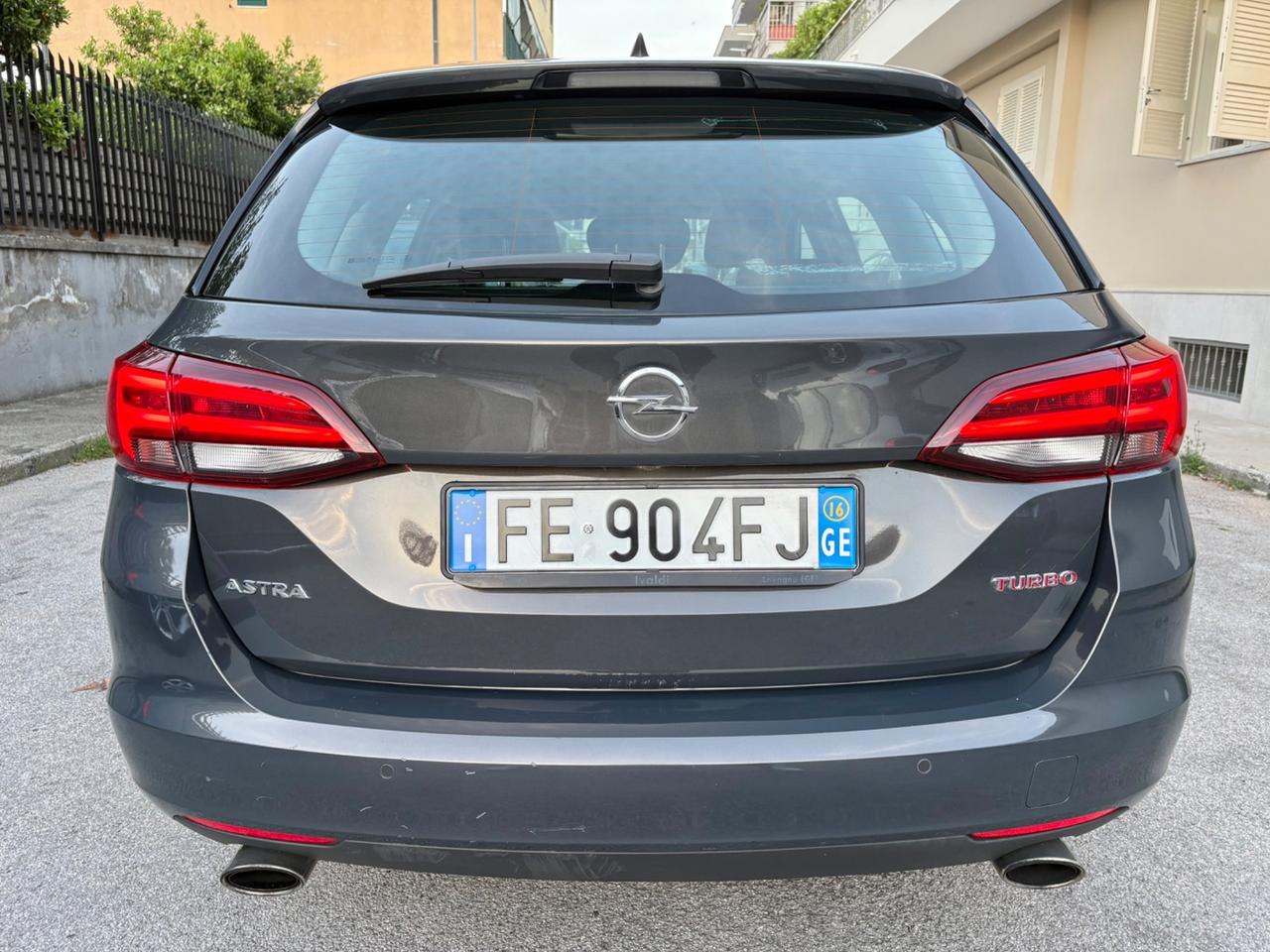 Opel Astra 1.6 T. benz. 200CV magnifica
