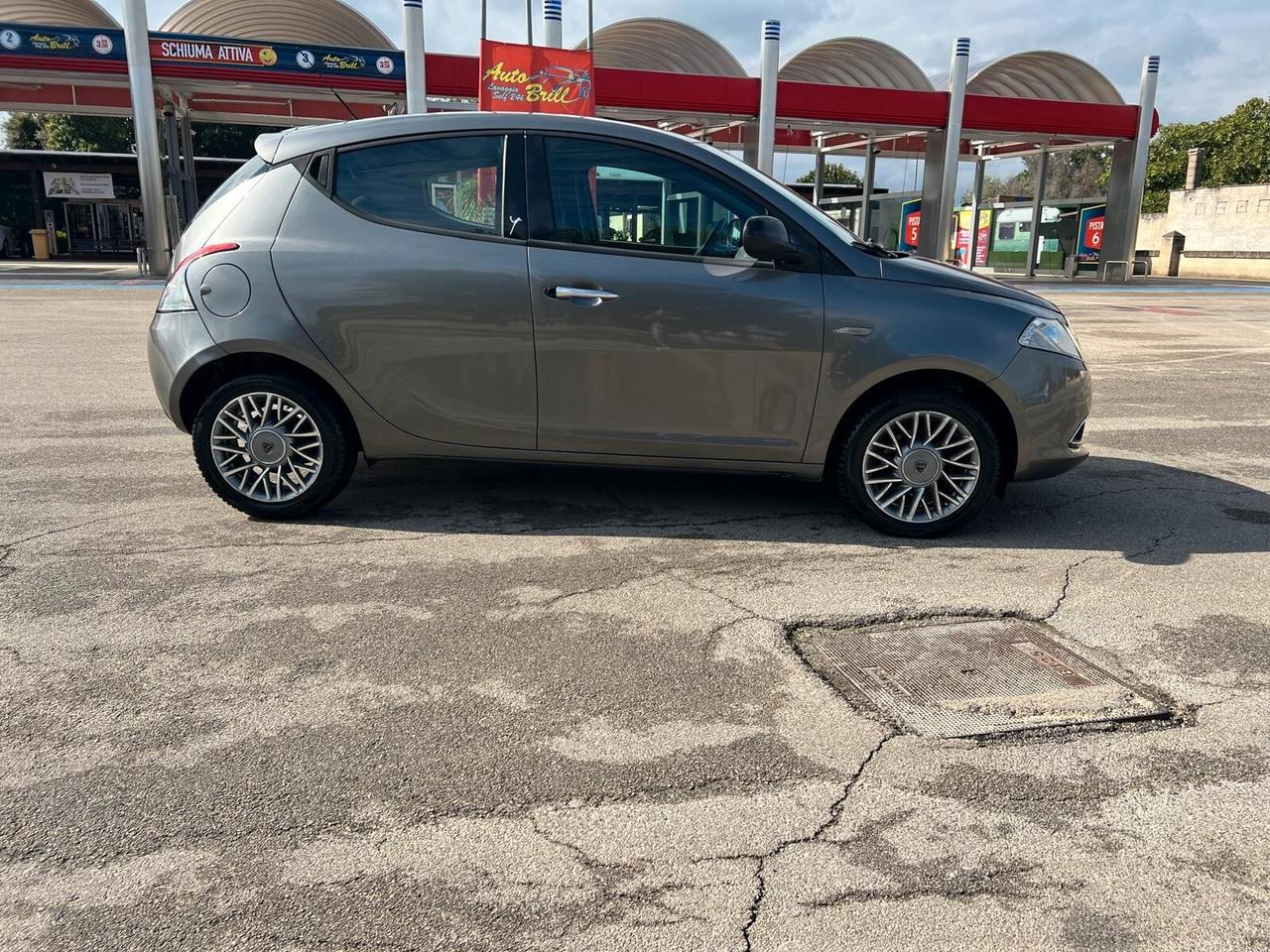 Lancia Ypsilon 1.3 MJT 16V 95 CV 5 porte S&S Platinum