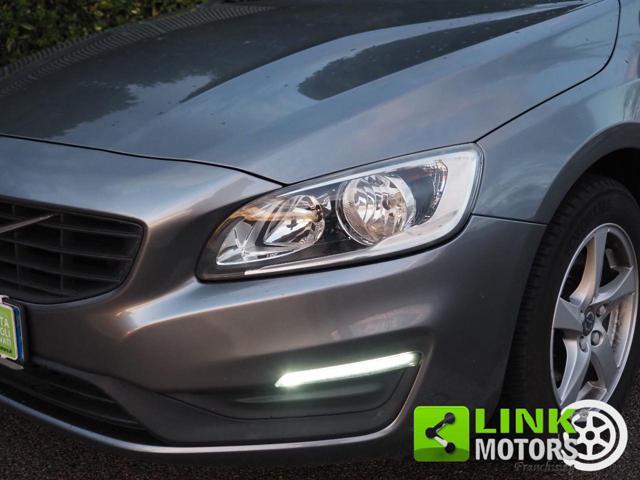 VOLVO V60 D2 Geartronic Kinetic
