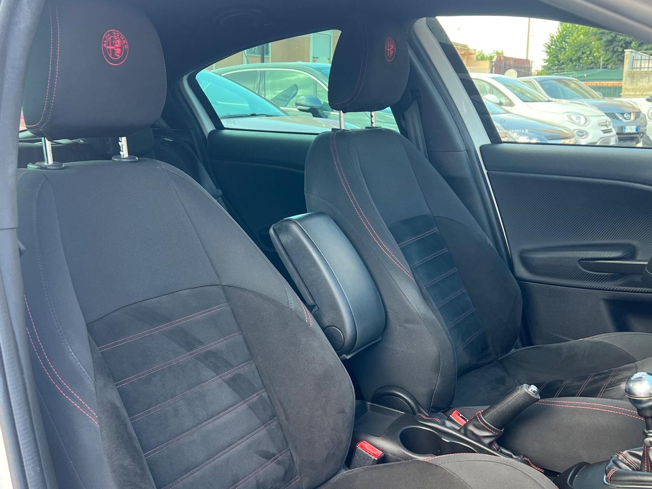 Alfa Romeo Giulietta 1.4 Turbo 120 CV CARBON EDITION GPL