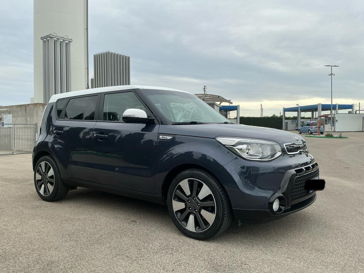 KIA SOUL 1.6 CRDI 136 Cv STRAFULL BI-COLOR 10/2016