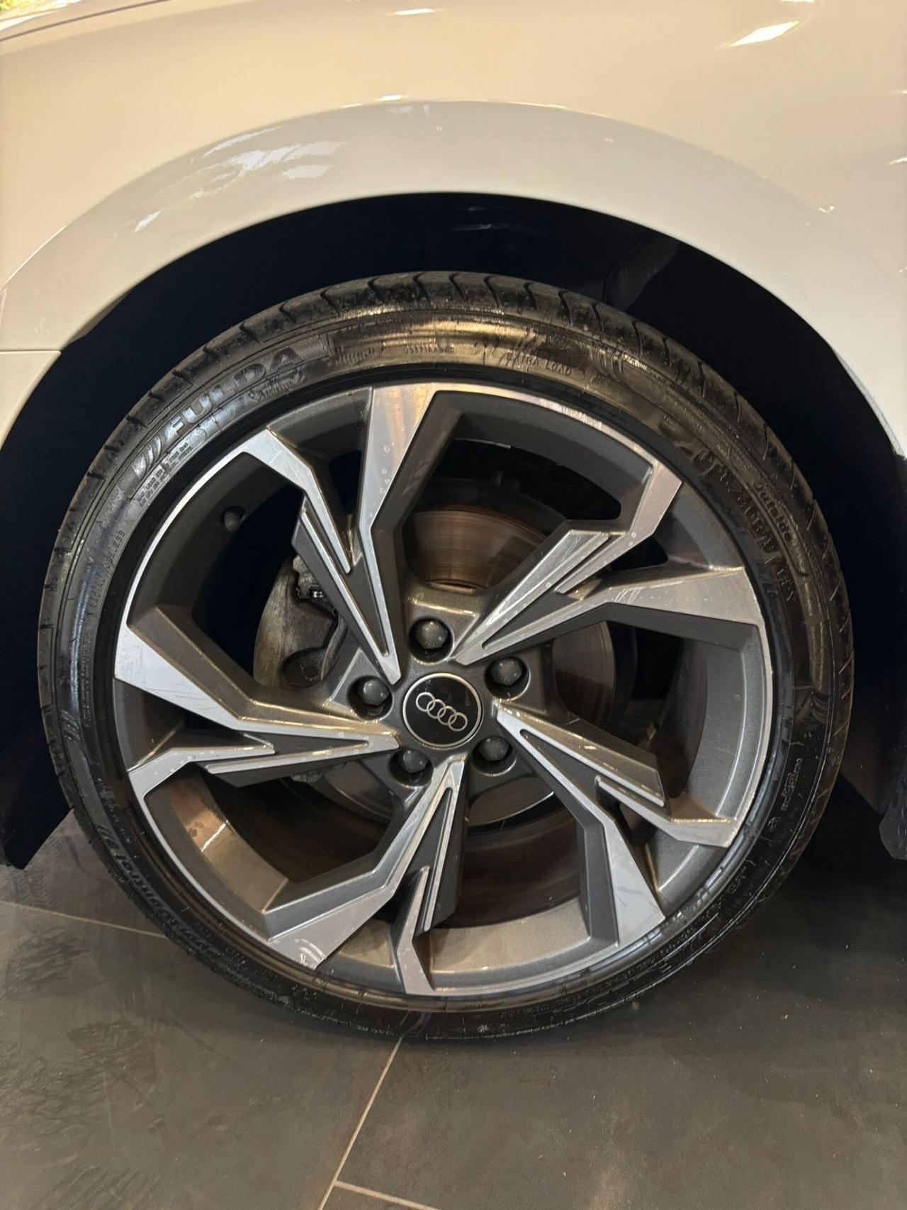 Audi A3 SPB 30 TDI S tronic line edition 2.0 116cv