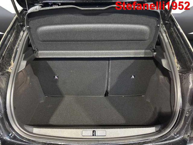 PEUGEOT 208 1.2 hybrid Allure 136cv e-dcs 6