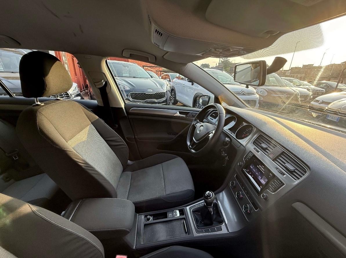 Golf 1.6 TDI -Highline-unipro-rate-garanzia
