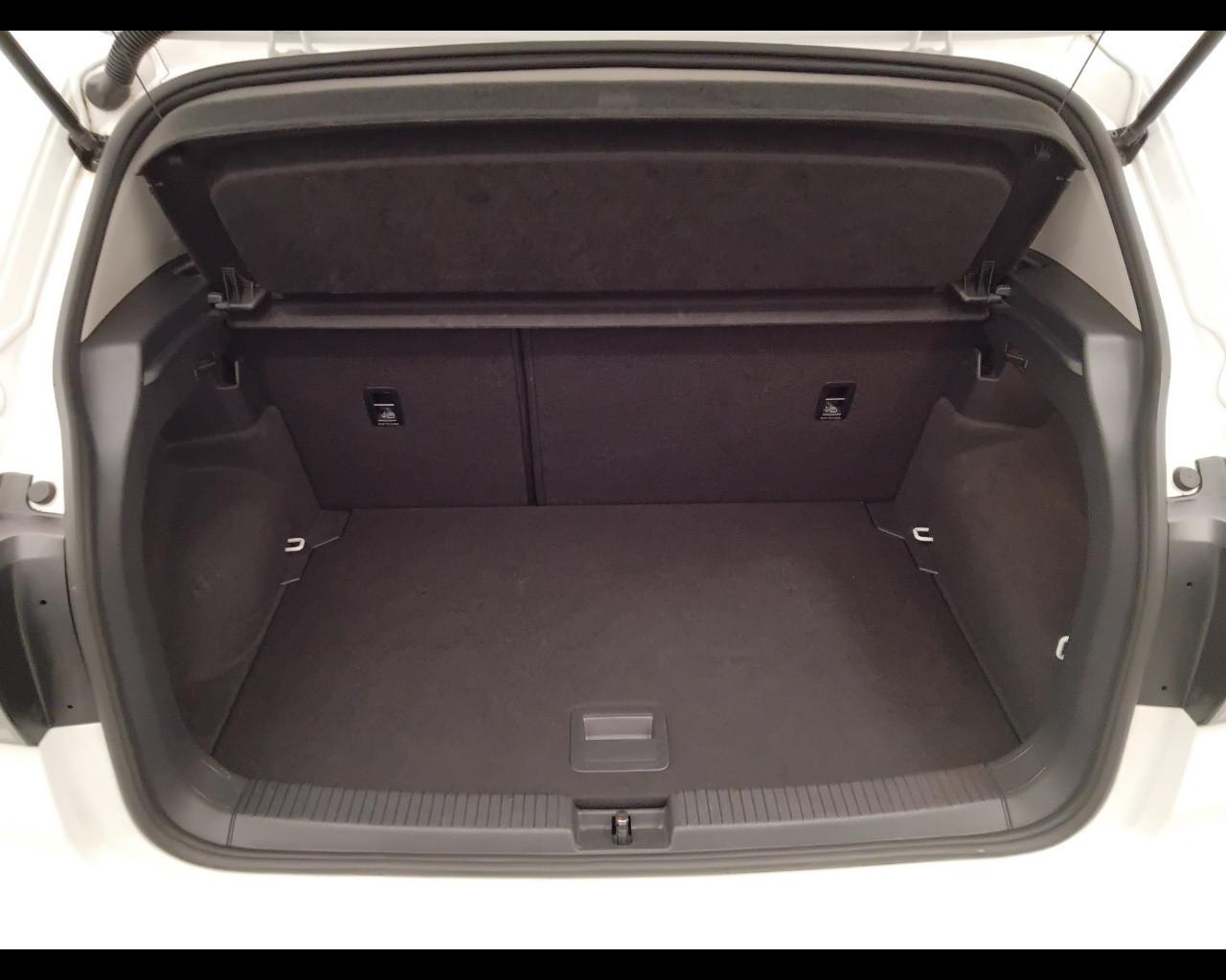 VOLKSWAGEN T-Cross 2019 - T-Cross 1.0 tsi Advanced 110cv