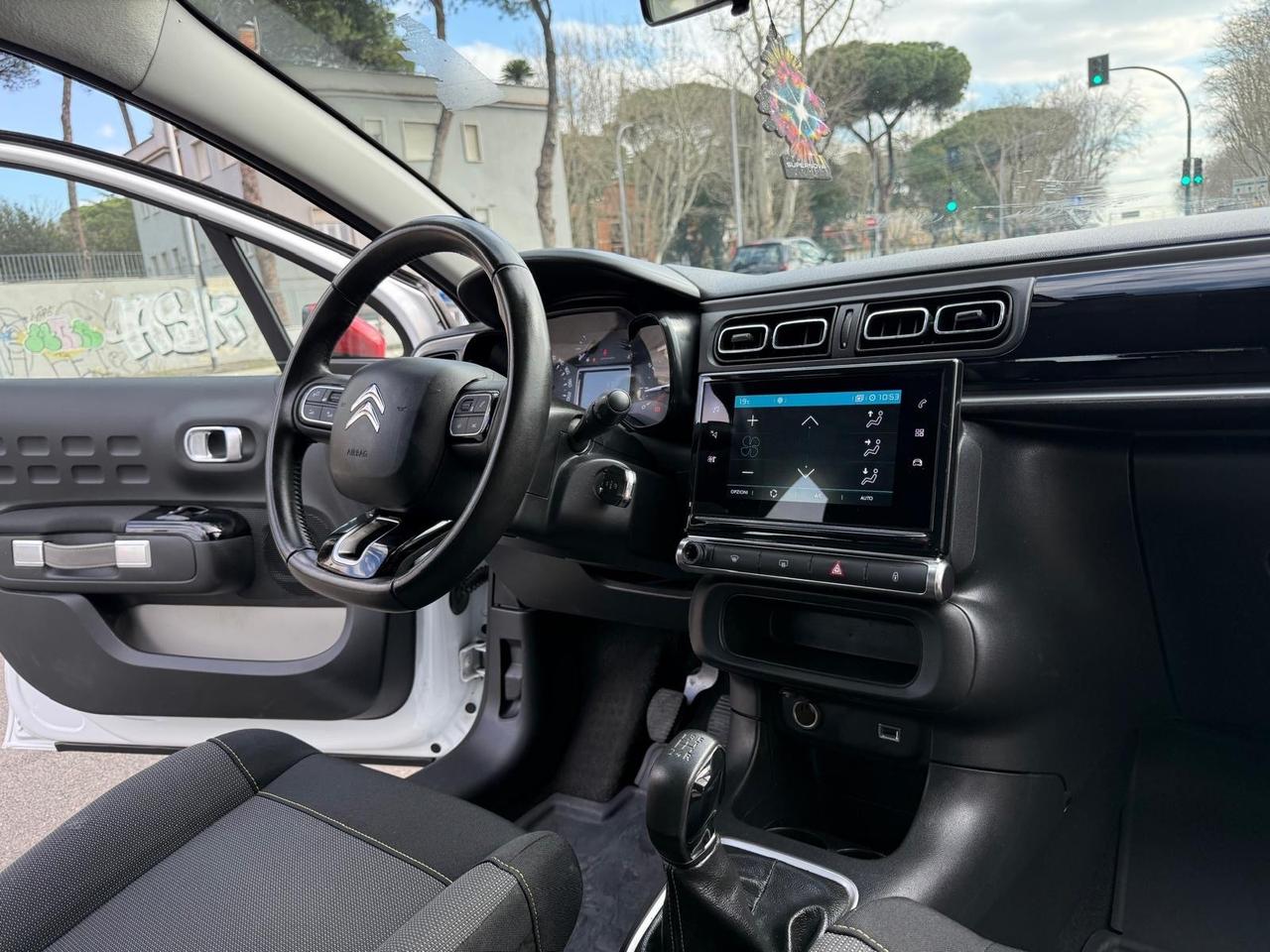 Citroen C3 83cv Benzina 5 porte Shine Navi bicolor pdc