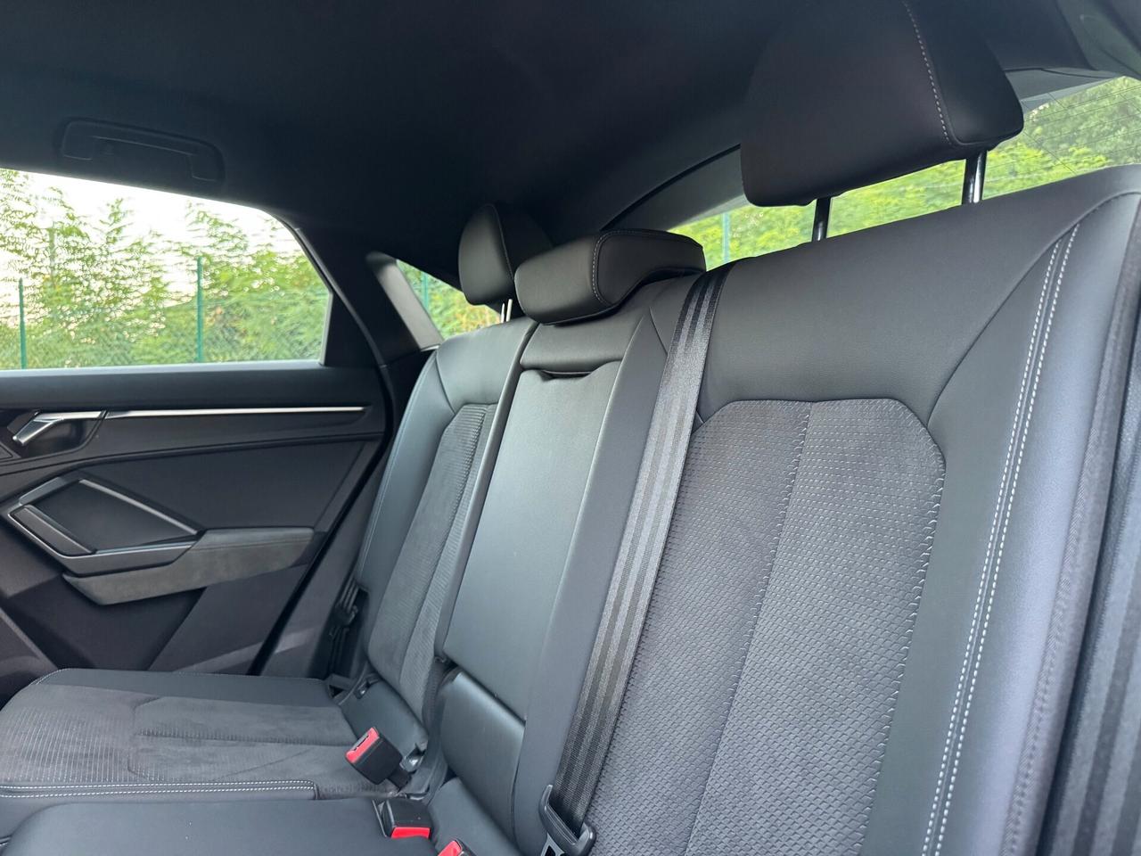 Audi Q3 40 TDI quattro S tronic S line edition