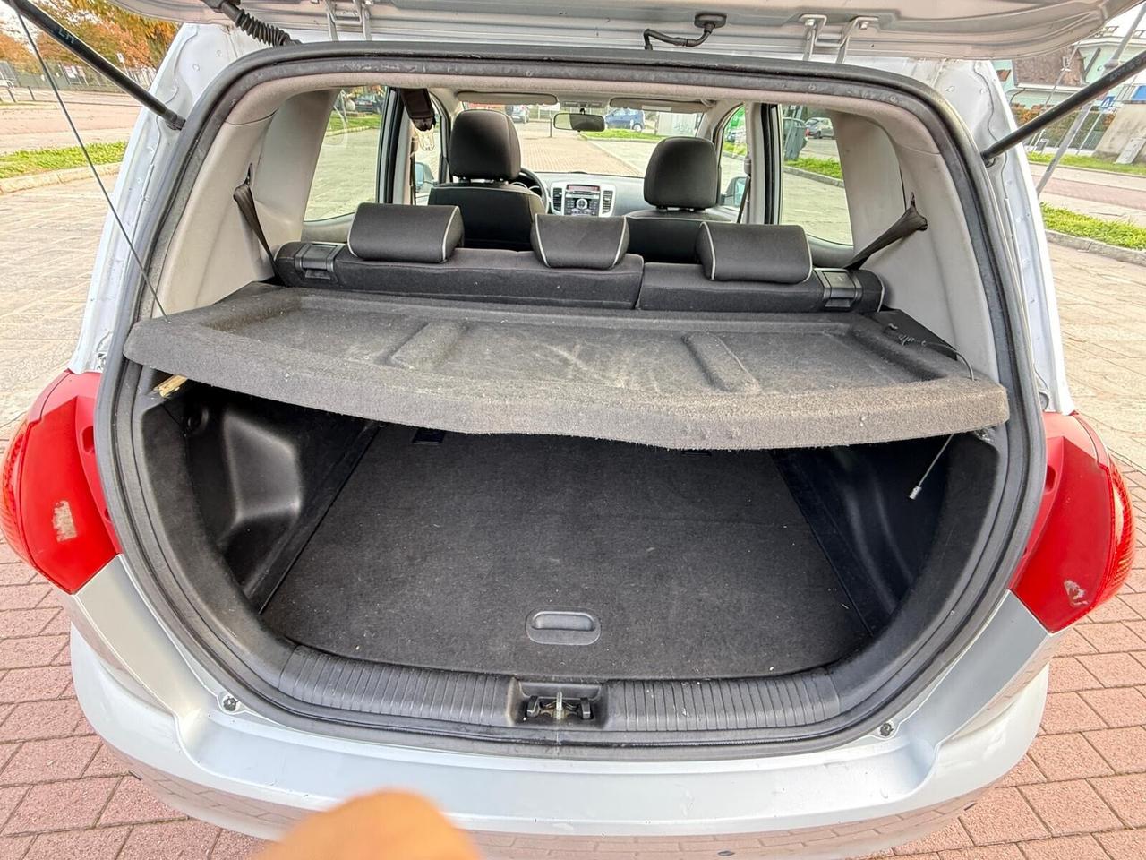 Kia Venga 1.4 CVVT Fullsky