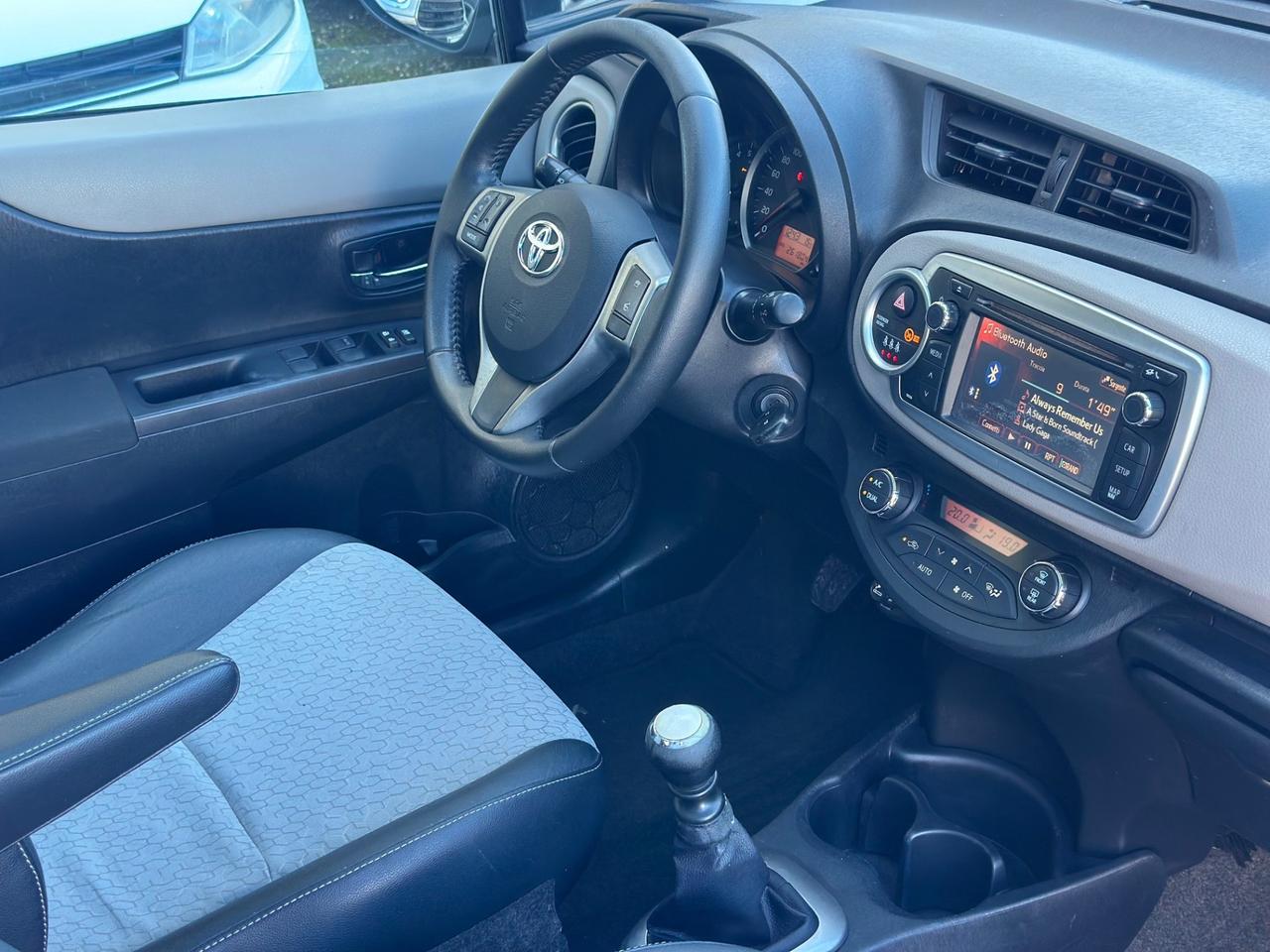 Toyota Yaris 1.4 D-4D 90cv 5p Lounge MY 2013