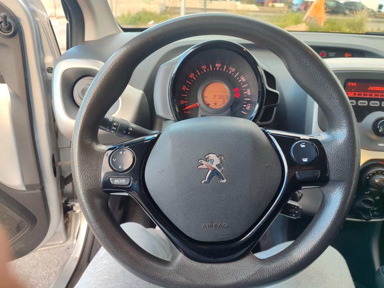 Peugeot 108 PureTech 82 5 porte Active TOP!