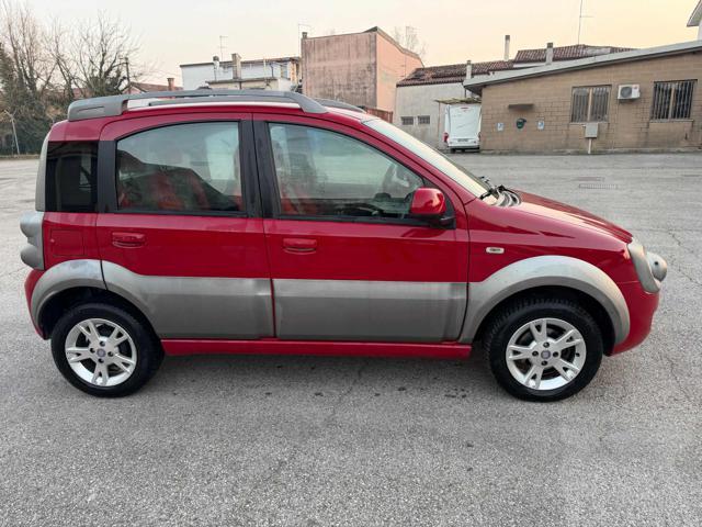 FIAT Panda 1.2 CrossNatural Power senza nessun lavoro da fare