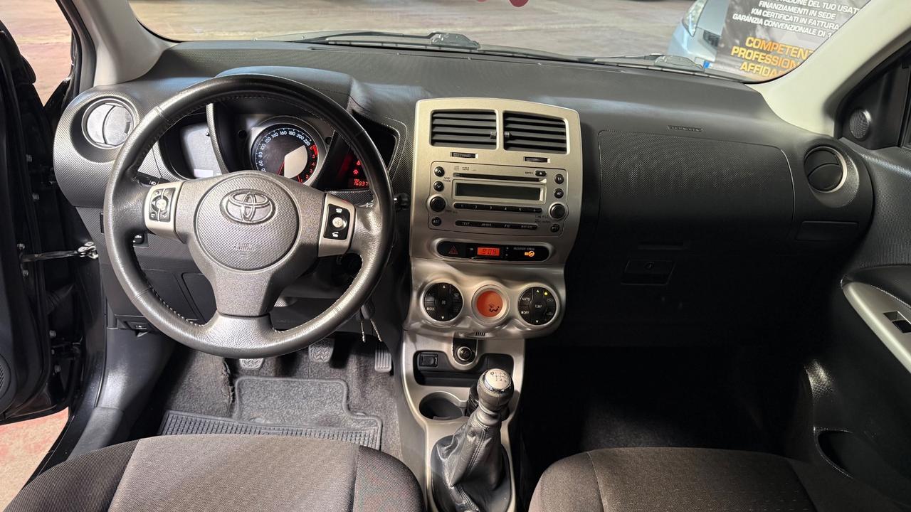 Toyota Urban Cruiser 1.4 D-4D AWD Luxury