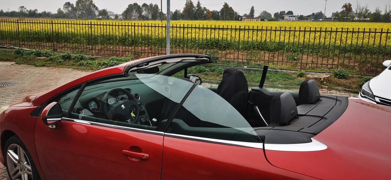 Peugeot 308 1.6 HDi 112CV CC Féline