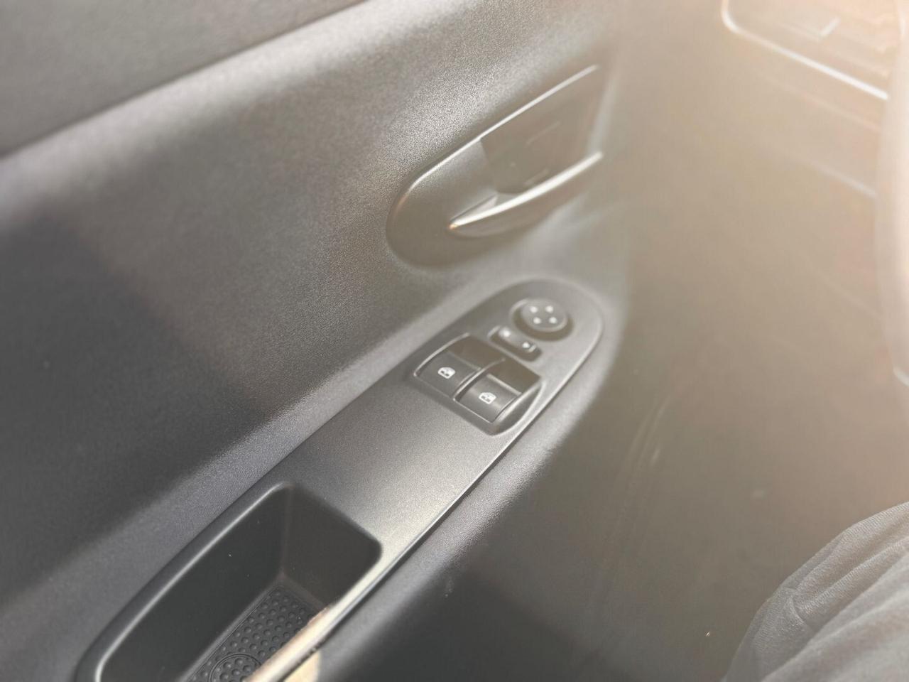 Ypsilon 1.2 69 CV My19 S&S Gold