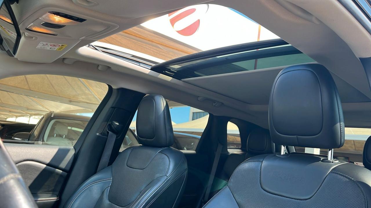 Jeep Cherokee 2.2 Mjt II 4WD Active Drive I Night Eagle