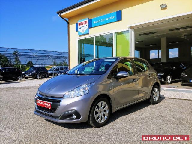 Peugeot 208 PureTech 82 5p. Allure