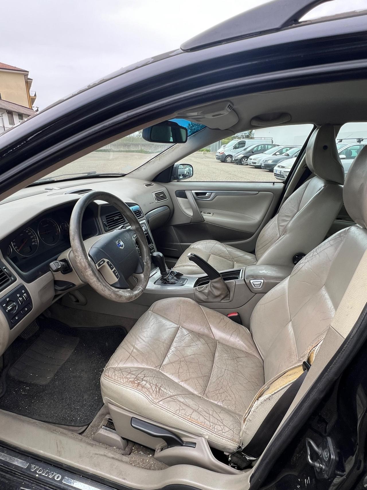 Volvo V70/XC70 V70 2.4 D 20V (163CV) cat Summum