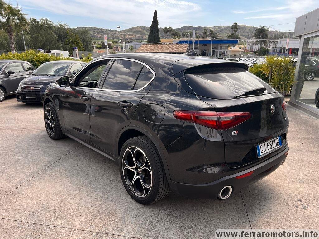 Alfa Romeo Stelvio 2.2 Turbodiesel 210 CV AT8 Q4 Super