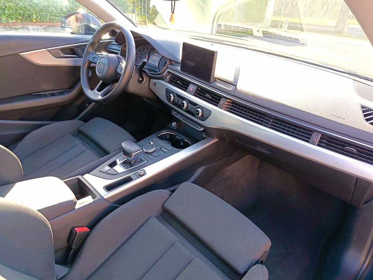 Audi A4 2.0 TDI ultra 136CV Business
