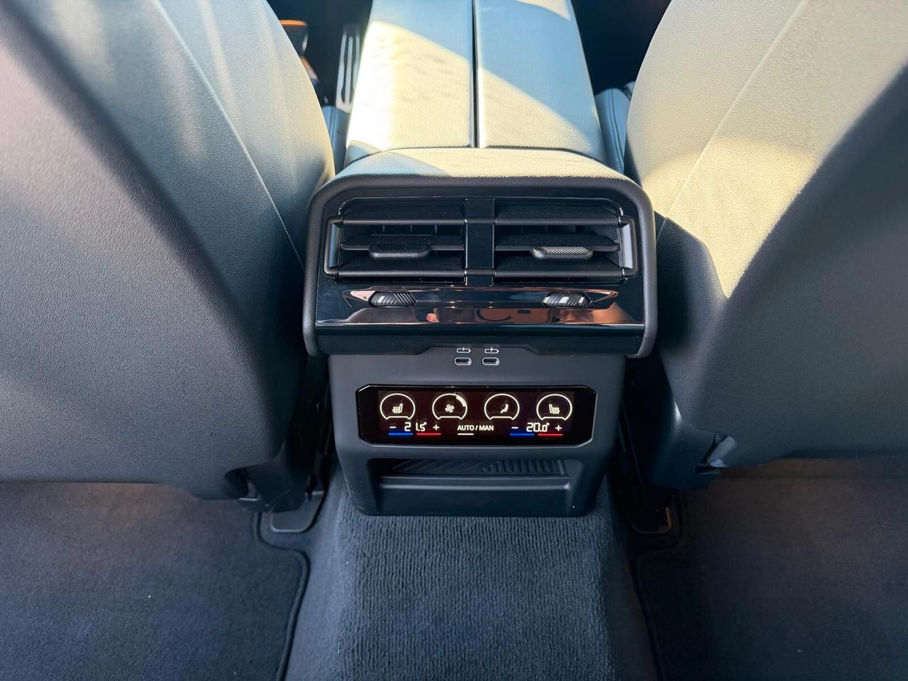 BMW 520 D XDRIVE 48V/MSPORT/CERCHI 18/VETRI PRIV/FARI LED/NEW MODEL/PRONTA CONSEGNA !!