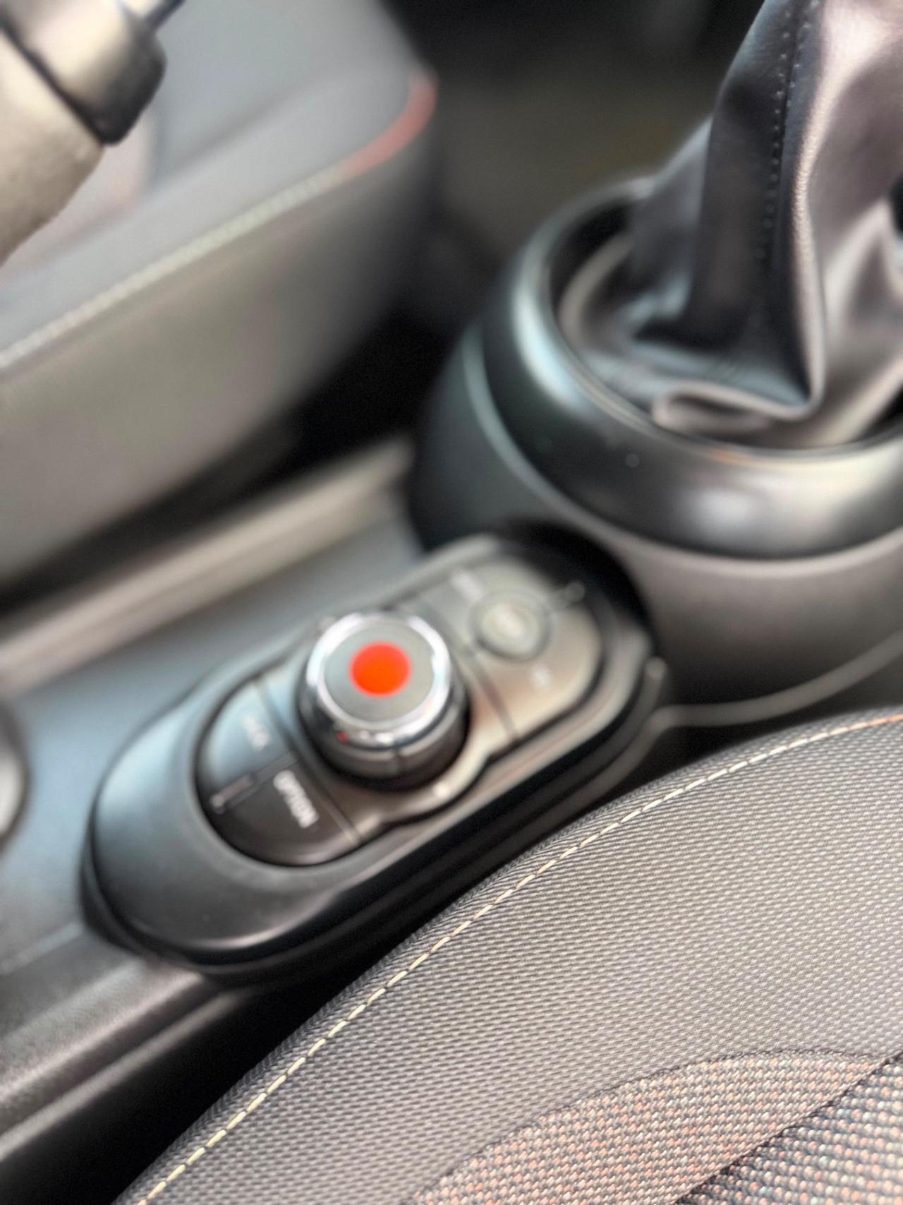 Mini 1.5 Cooper D Hype 5 porte neopatentati