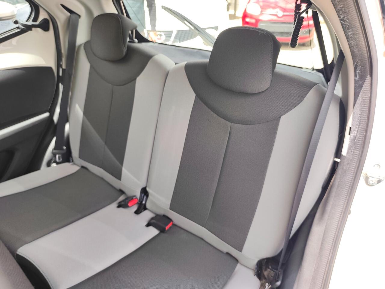 Toyota Aygo 1.0 BENZINA CAMBIO AUTOMATICO MMT